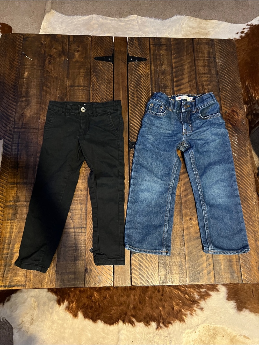 2 pair of 4t jeans
